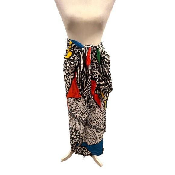 FARM RIO Patchwork Leaves Sarong In Patchwork Floral Resortwear Beach - Picture 1 of 6